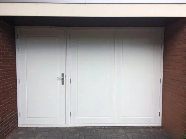 Hardhouten-garagedeuren-wierden
