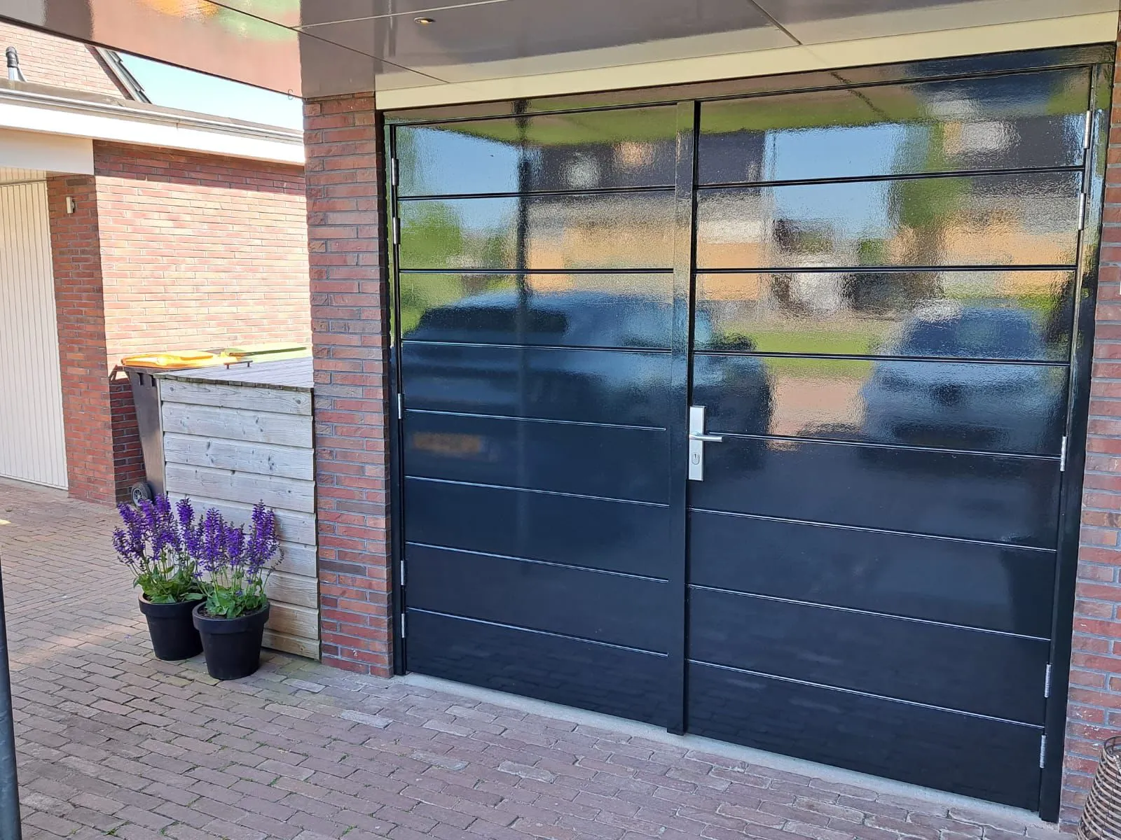 Hoogeveen-garagedeuren-op-maat