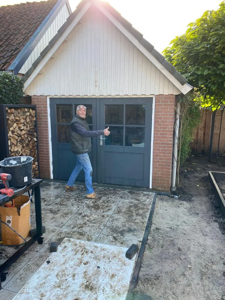 Lochem-tuindeuren-met-wienersprossen-glas