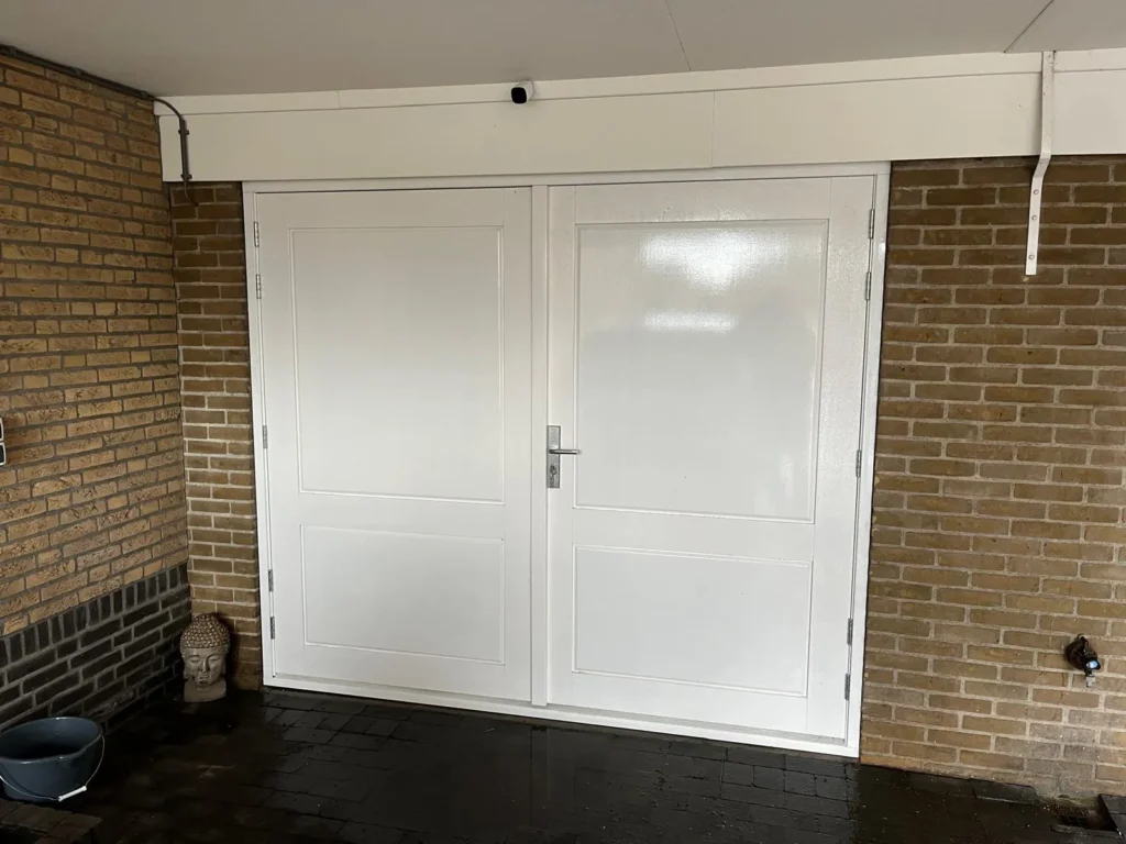 aadorp-houten-garagedeuren